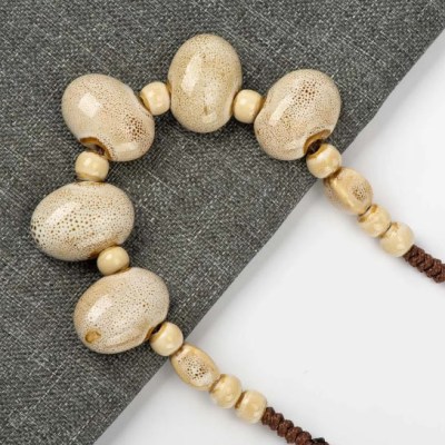 Ceramic-Necklace-white-sand