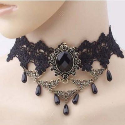 lace-Necklace-1