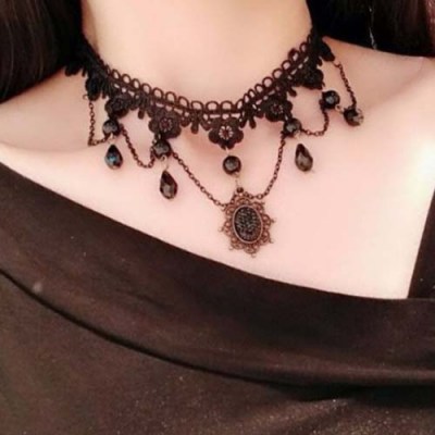 lace-Necklace-6